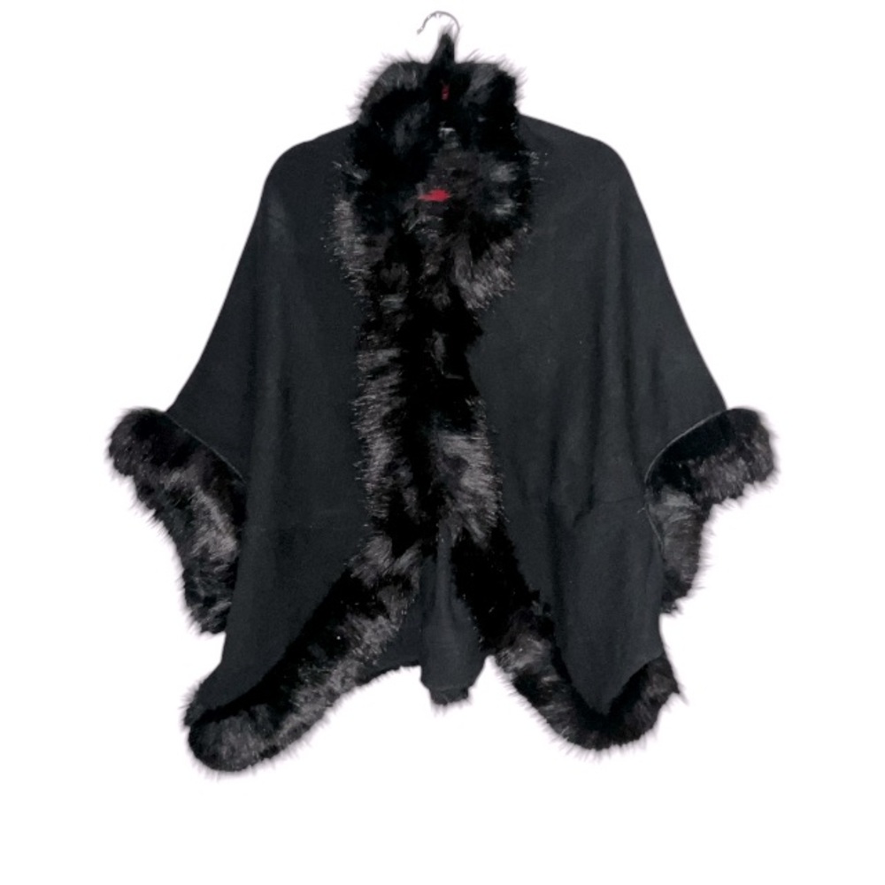 Sioni Faux Fur Trim Black Cape Size S/M